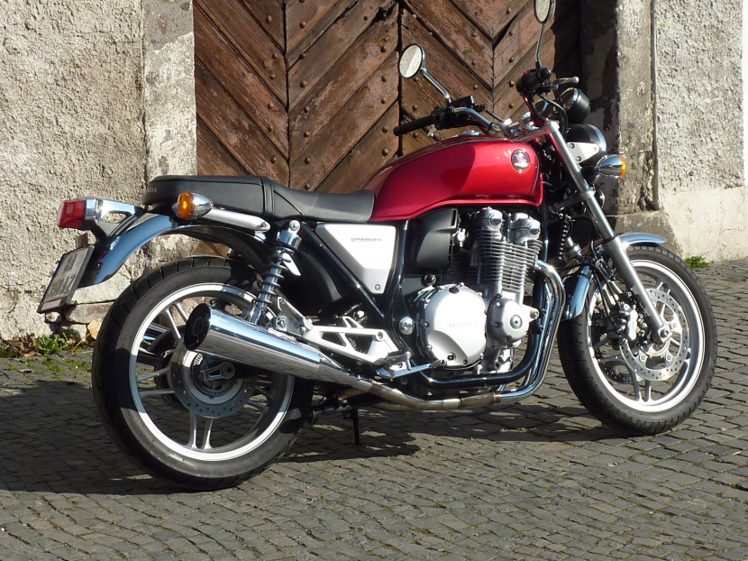 Dlhá chrómovaná verzia