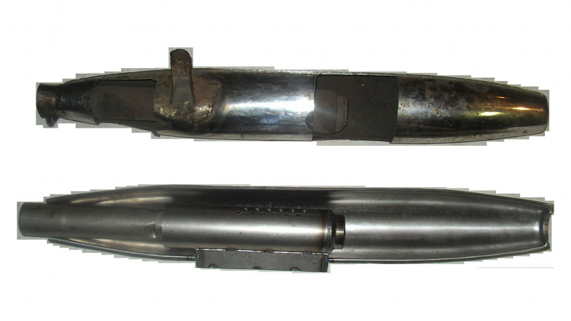 výfuk MATCHLESS G80 - rez výfukom