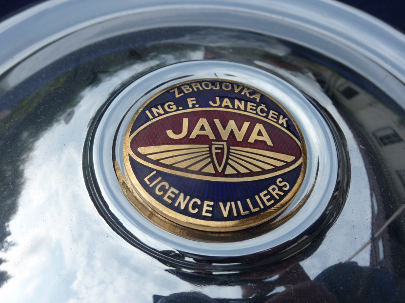 znak JAWA Licence VILLIERS smaltovaný