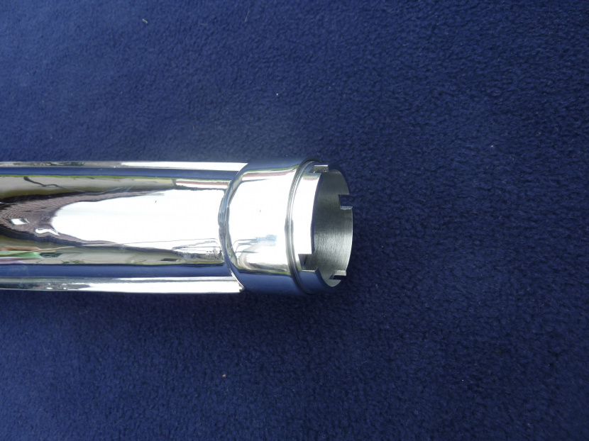 výfuk ČZ 502 skúter - detail vstupu