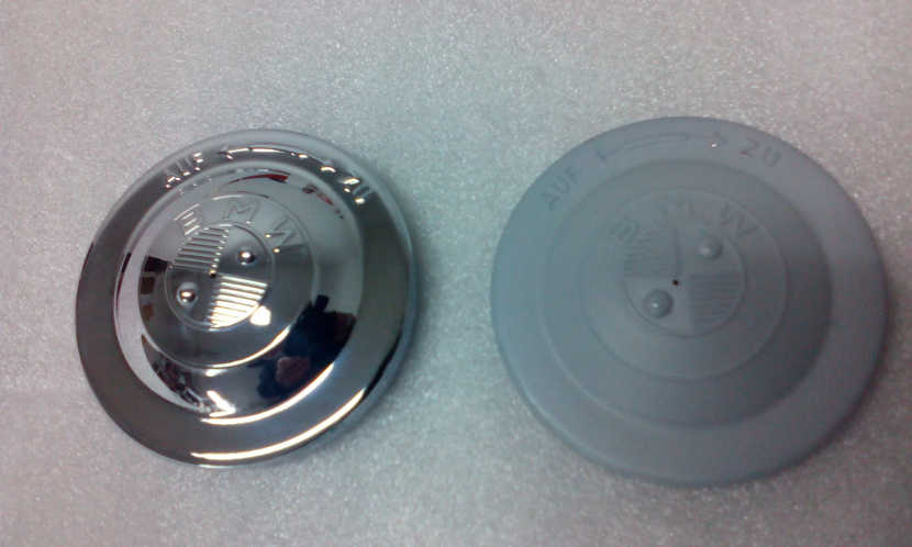 vypuklé viečko palivovej nádrže BMW R12