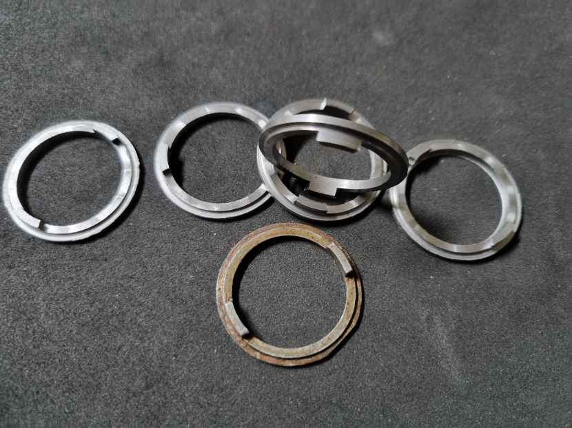 Predná vidlica BMW R12 - poistná podložka – pozícia 28