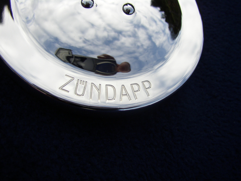 viečko palivovej nádrže ZUNDAPP KS600